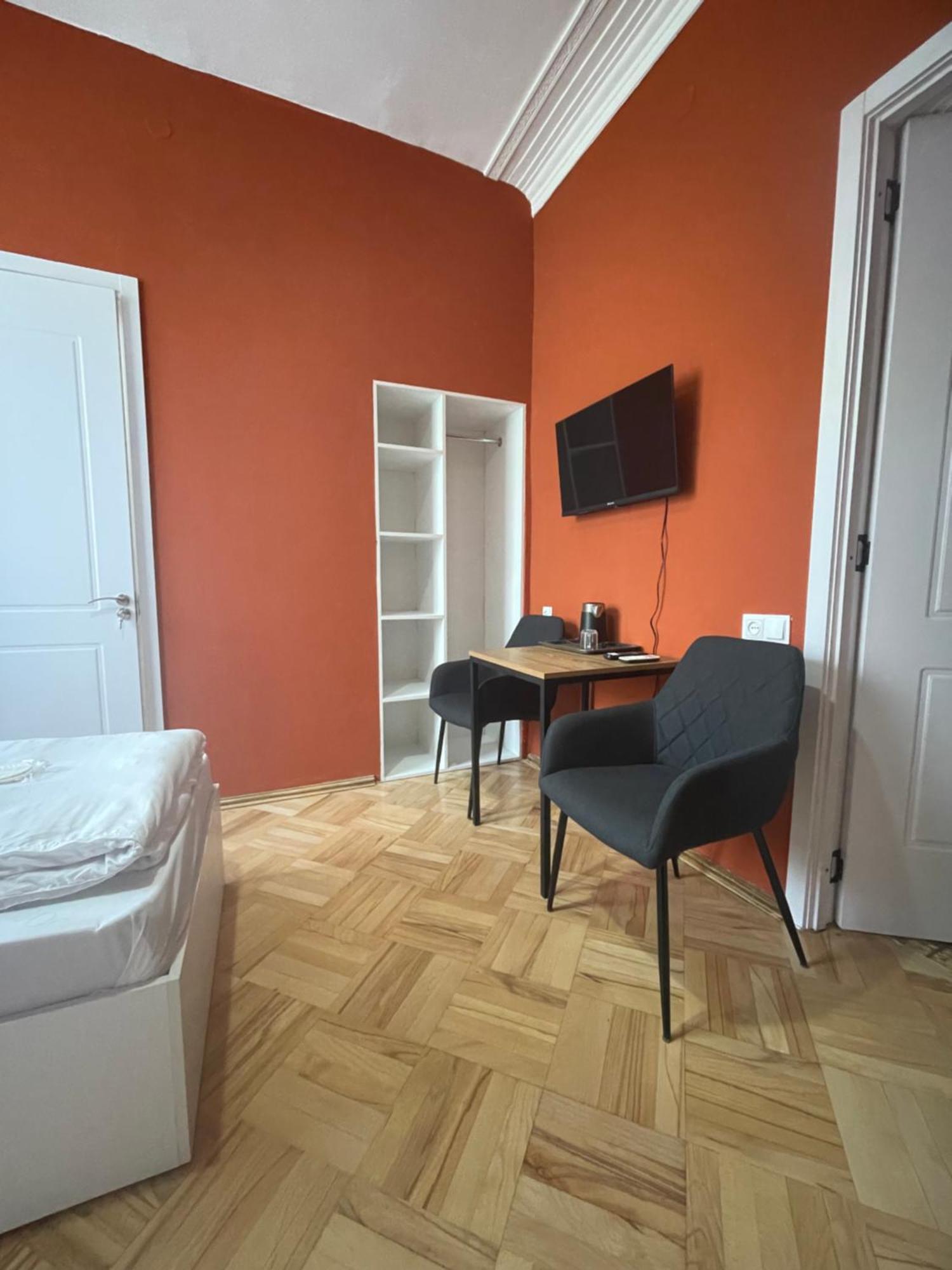 Guest House Top Floor Telavi Habitación foto